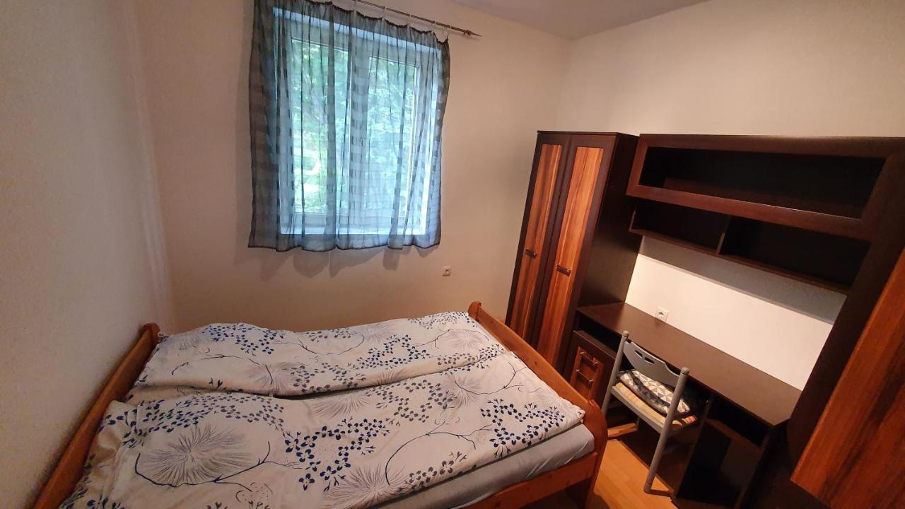 Aron Apartman Badacsonytomaj Exterior photo
