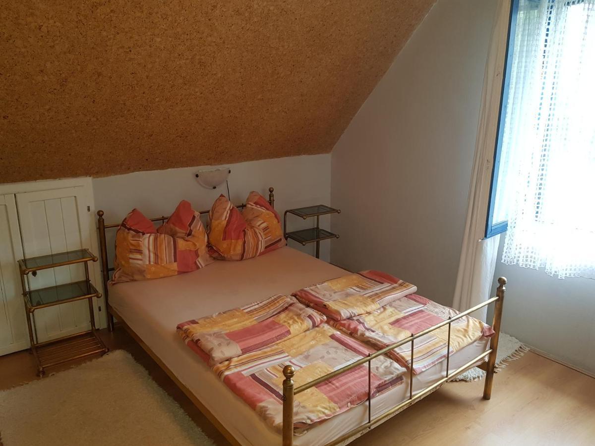 Aron Apartman Badacsonytomaj Exterior photo